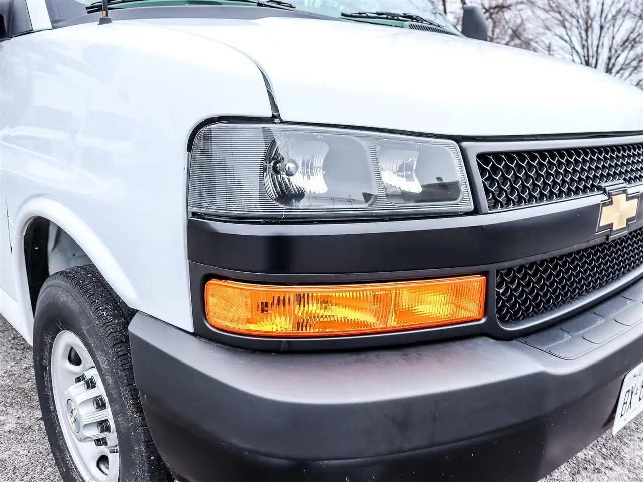 Chevrolet Express photo Chevrolet Express
