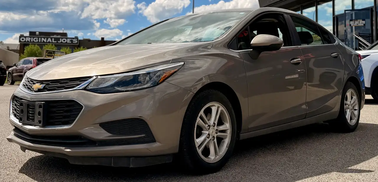 Chevrolet Cruze photo Chevrolet Cruze