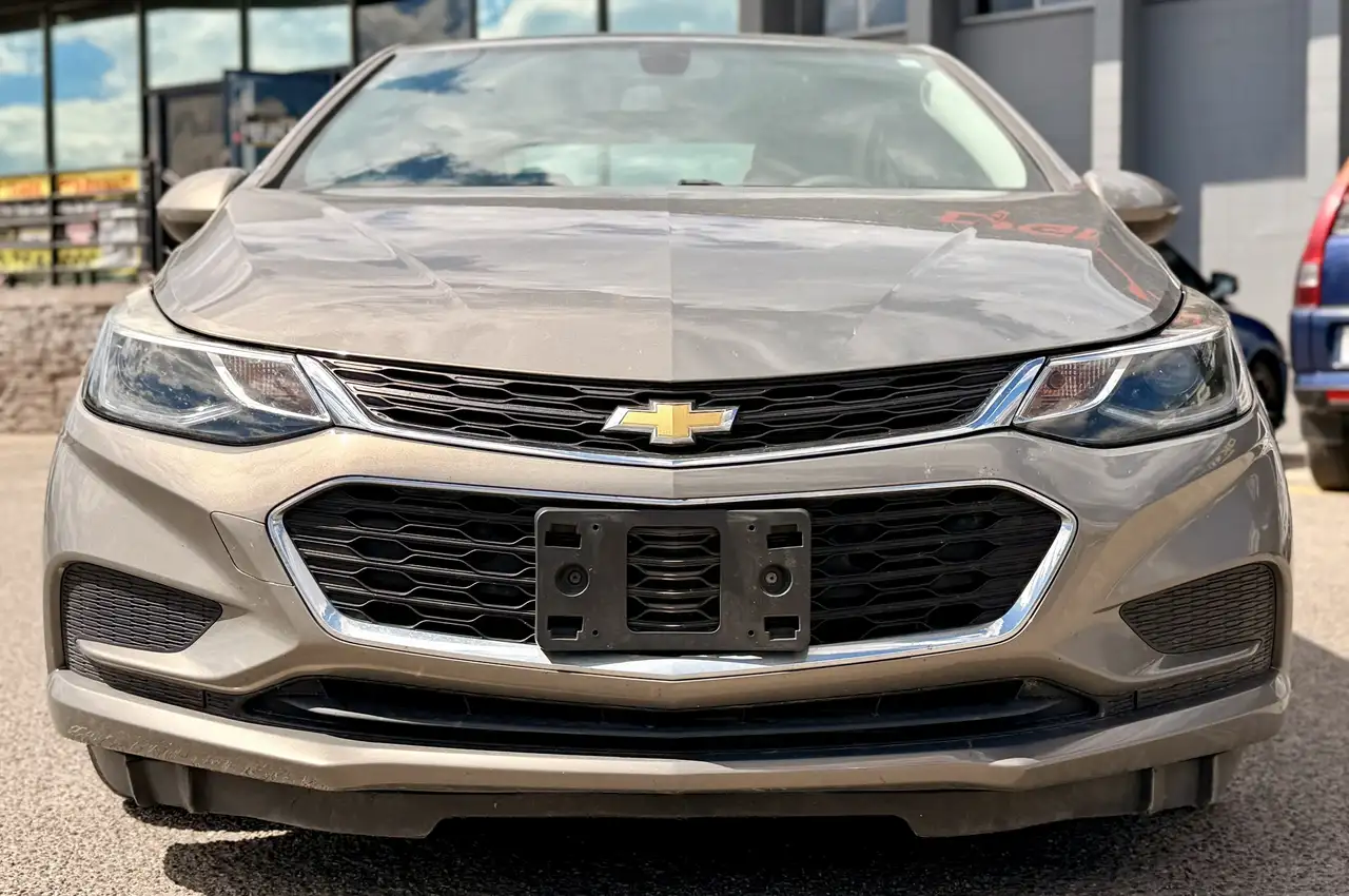 Chevrolet Cruze photo Chevrolet Cruze