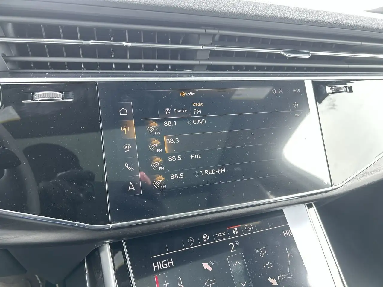 Audi Q7 photo Audi Q7