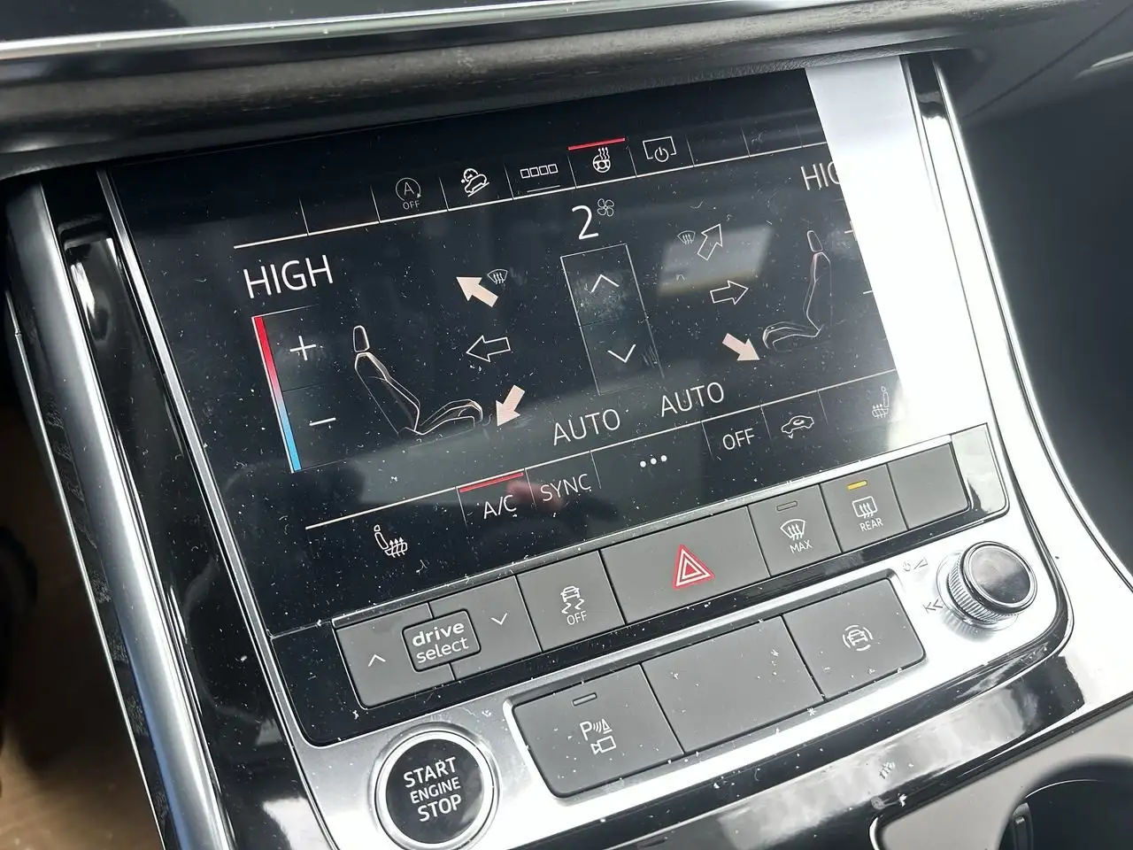 Audi Q7 photo Audi Q7