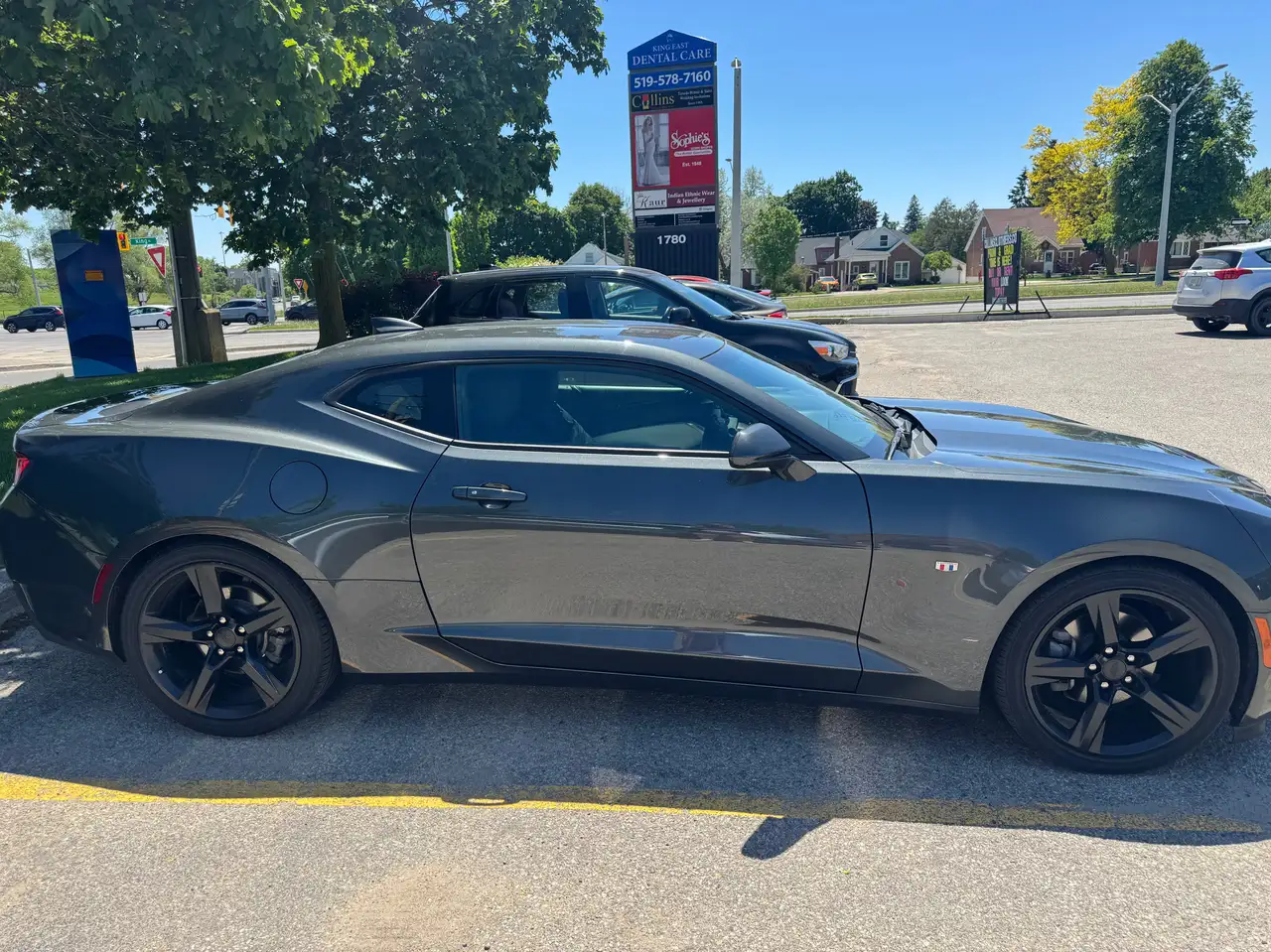Chevrolet Camaro снимка Chevrolet Camaro