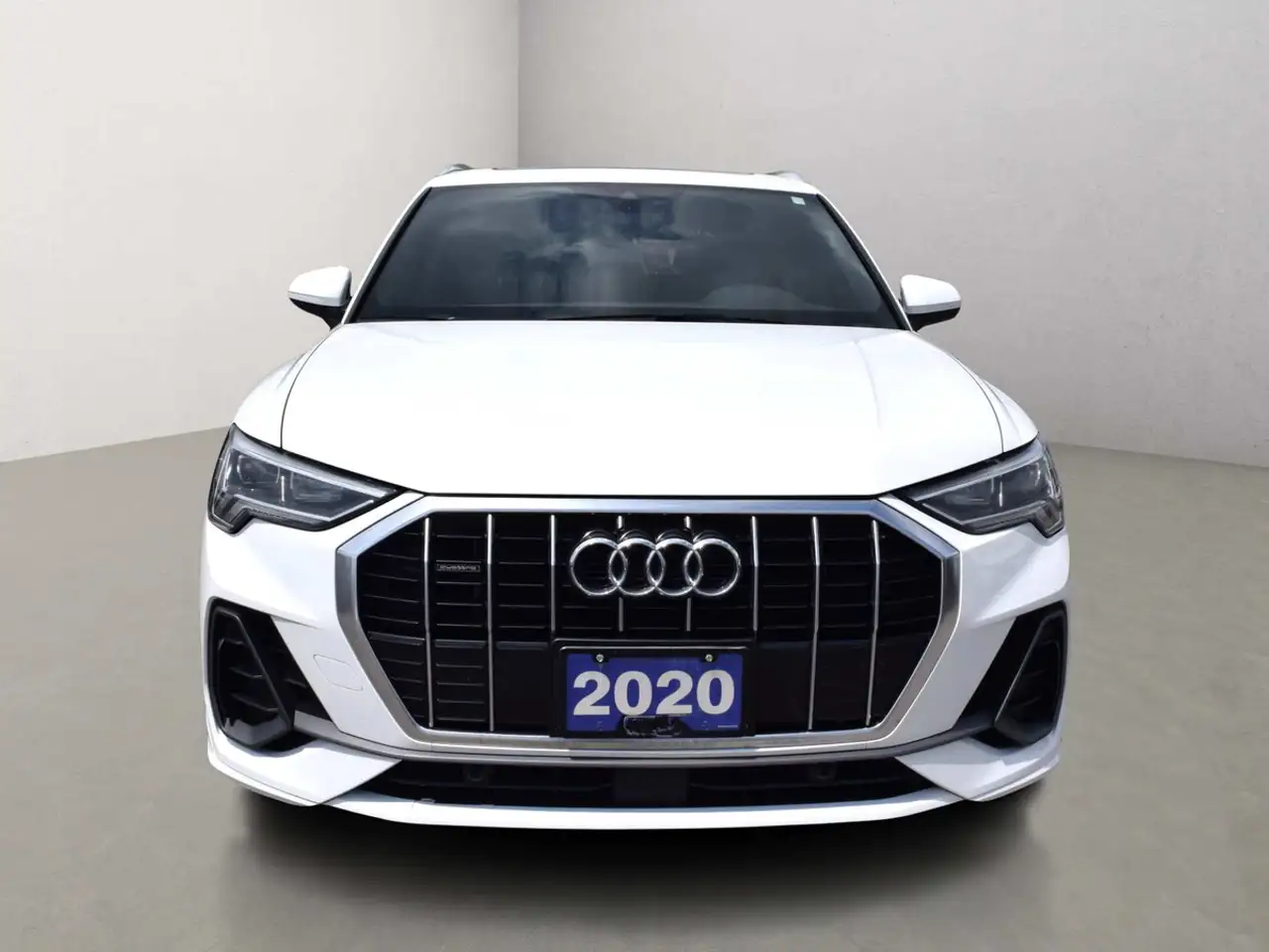 Audi Q3 photo Audi Q3
