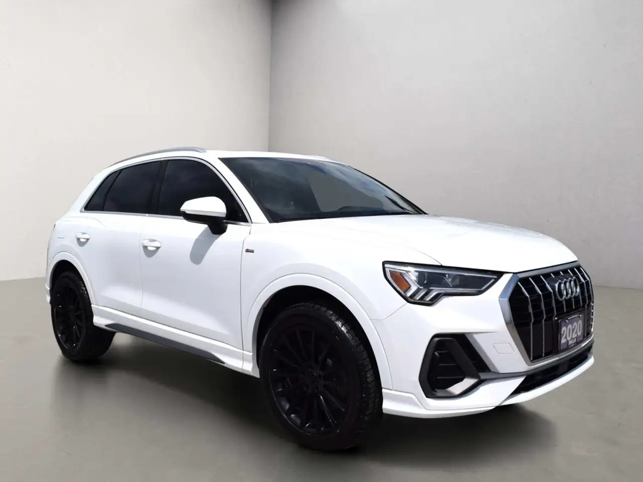 Audi Q3 photo Audi Q3