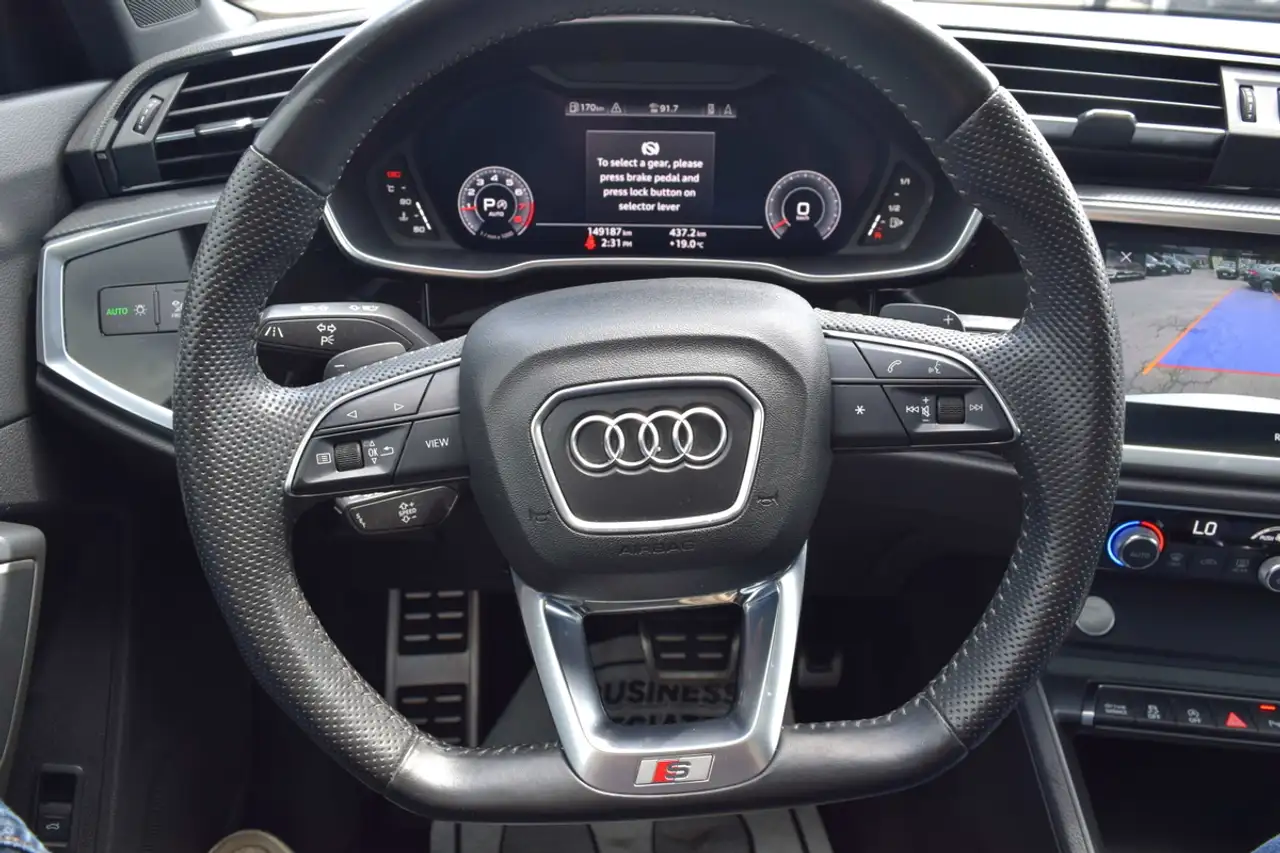 Audi Q3 photo Audi Q3