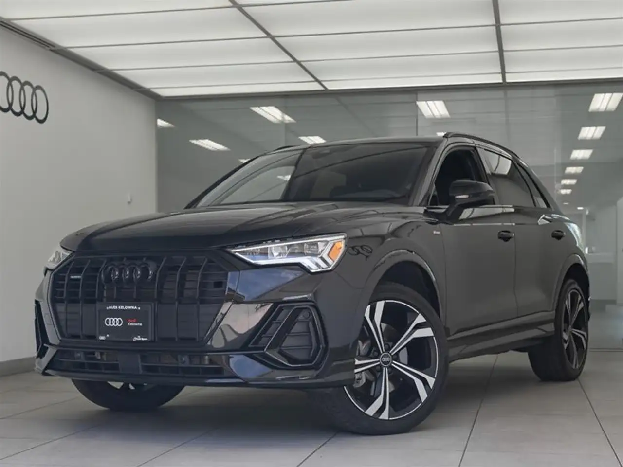 2024 Audi Q3 снимка 2024 Audi Q3