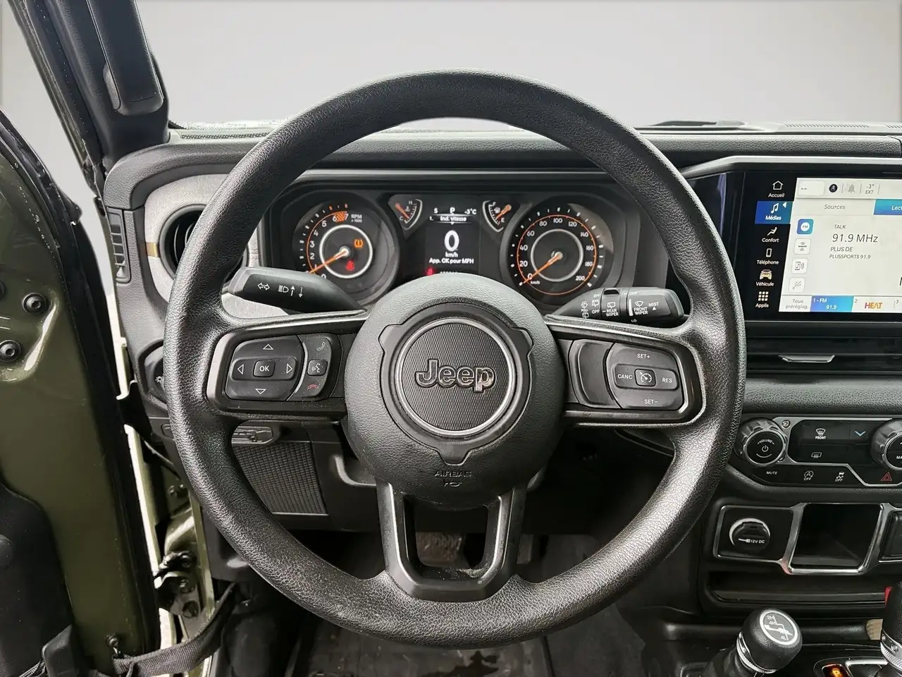 Jeep Wrangler снимка Jeep Wrangler