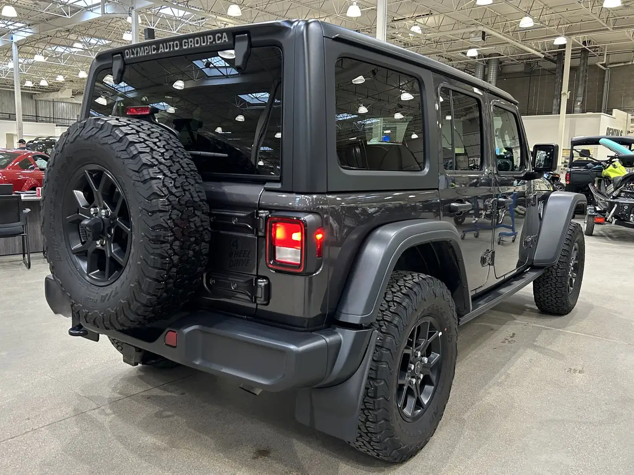 Jeep Wrangler снимка Jeep Wrangler