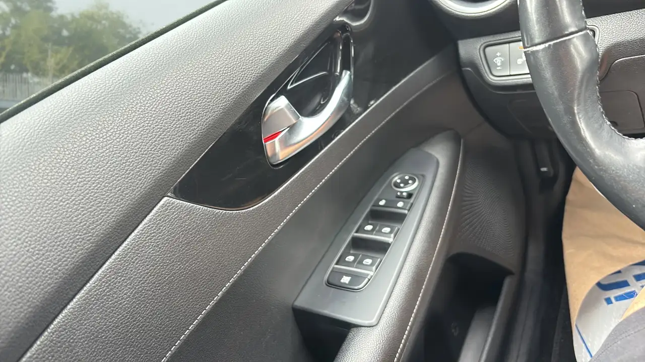 Kia Forte photo Kia Forte