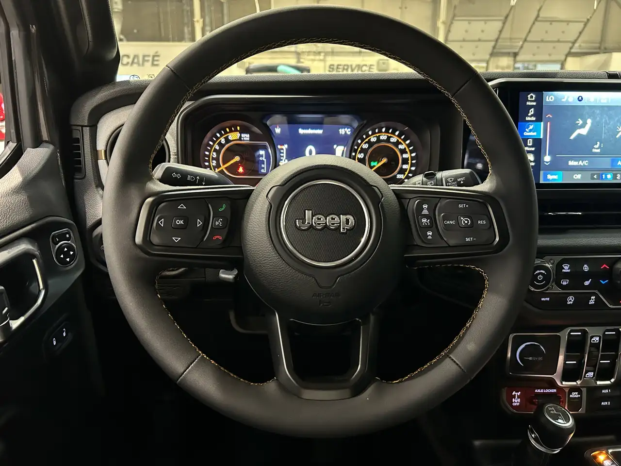 Jeep Wrangler снимка Jeep Wrangler