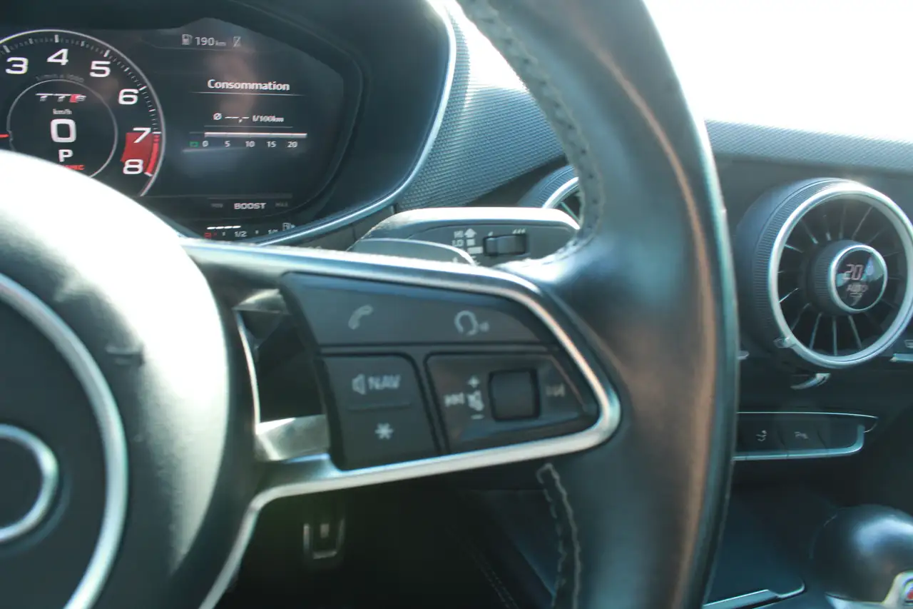 Audi TTS photo Audi TTS