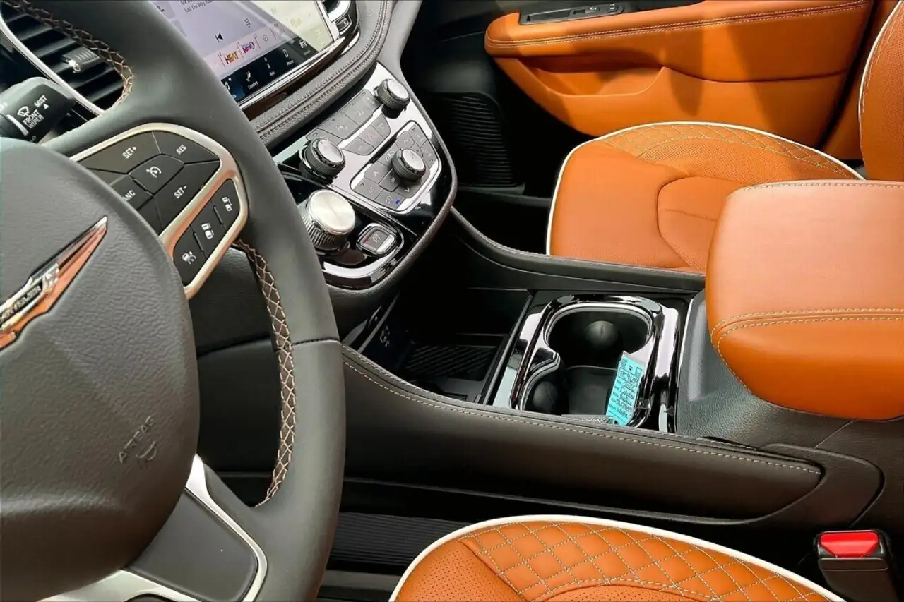 Chrysler Pacifica fotografie Chrysler Pacifica