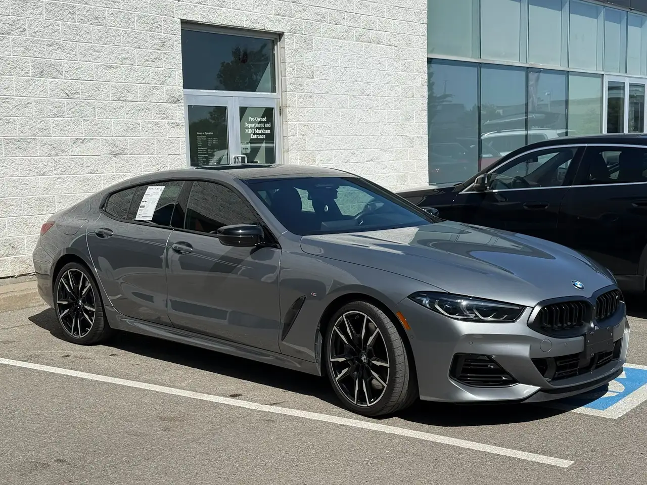 BMW 8 Series снимка BMW 8 Series