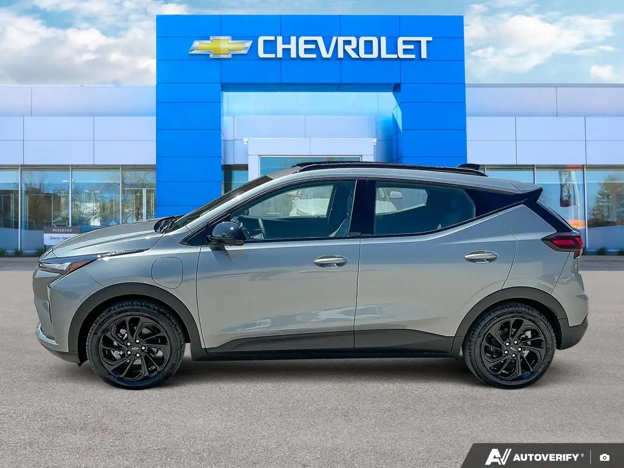 Chevrolet Bolt photo Chevrolet Bolt