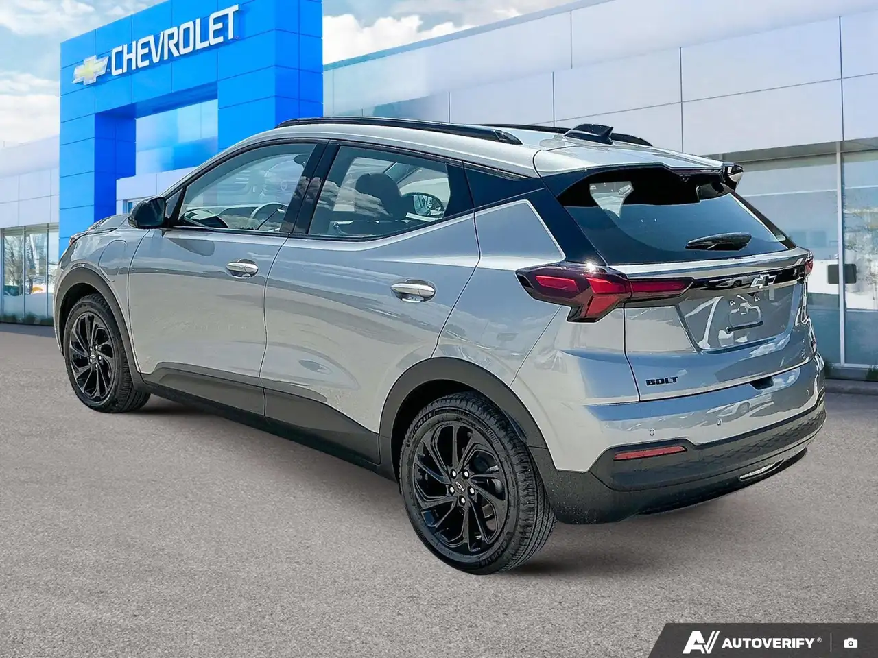 Chevrolet Bolt photo Chevrolet Bolt