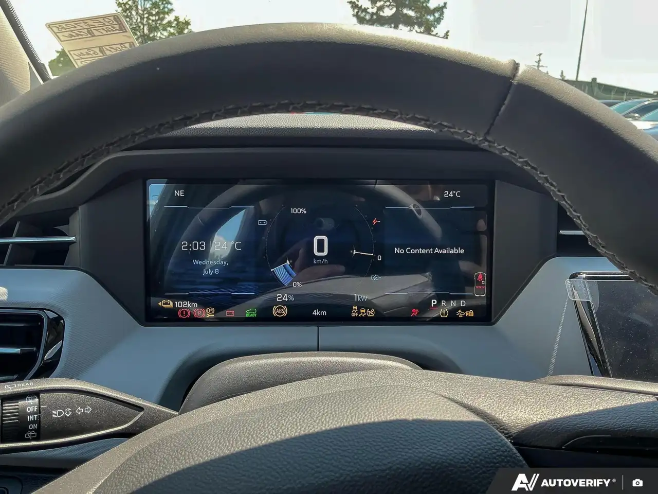 Chevrolet Bolt photo Chevrolet Bolt