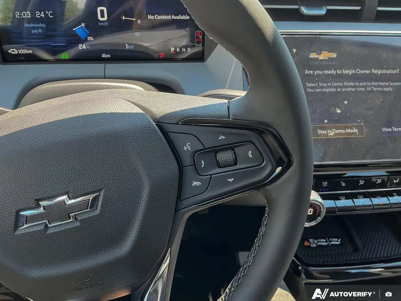 Chevrolet Bolt photo Chevrolet Bolt