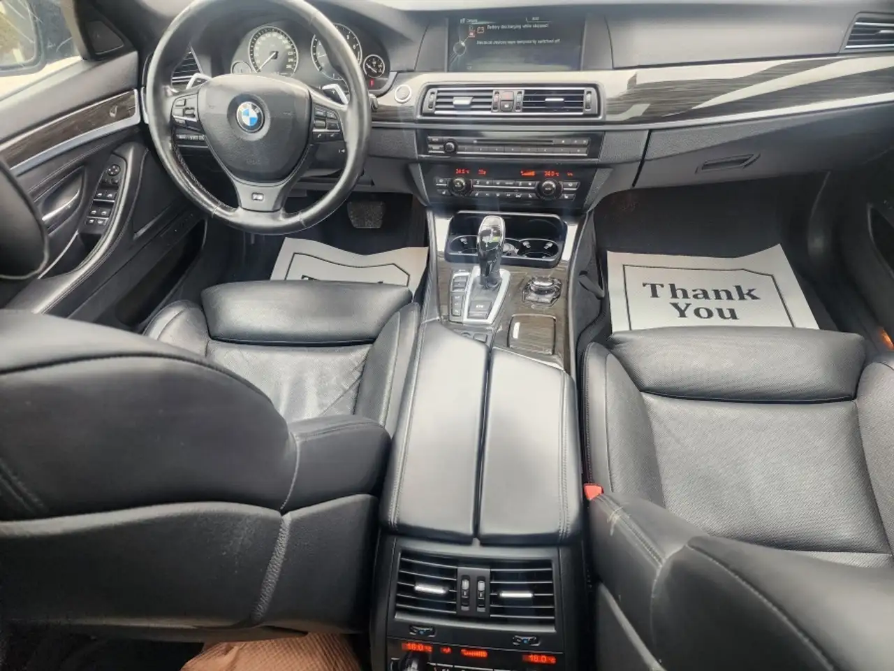 BMW 5 Series снимка BMW 5 Series