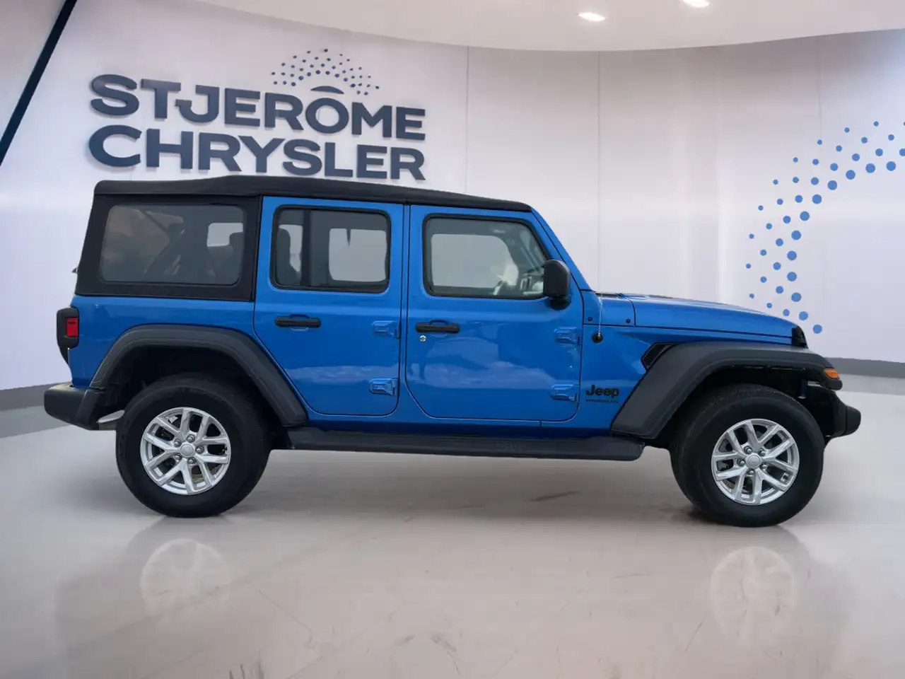 Jeep Wrangler снимка Jeep Wrangler
