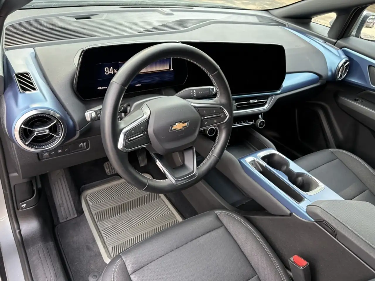 Chevrolet Equinox photo Chevrolet Equinox