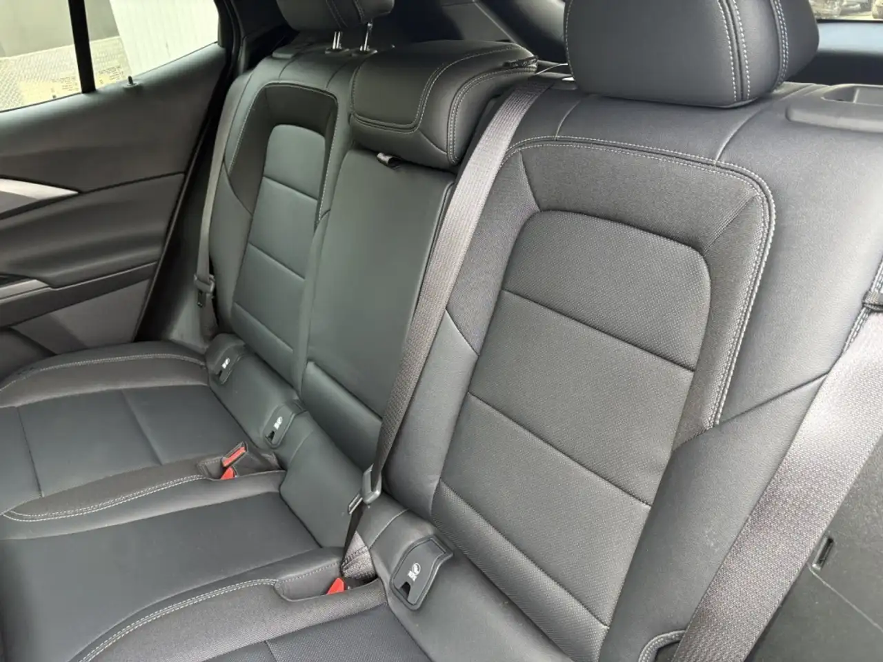 Chevrolet Equinox photo Chevrolet Equinox