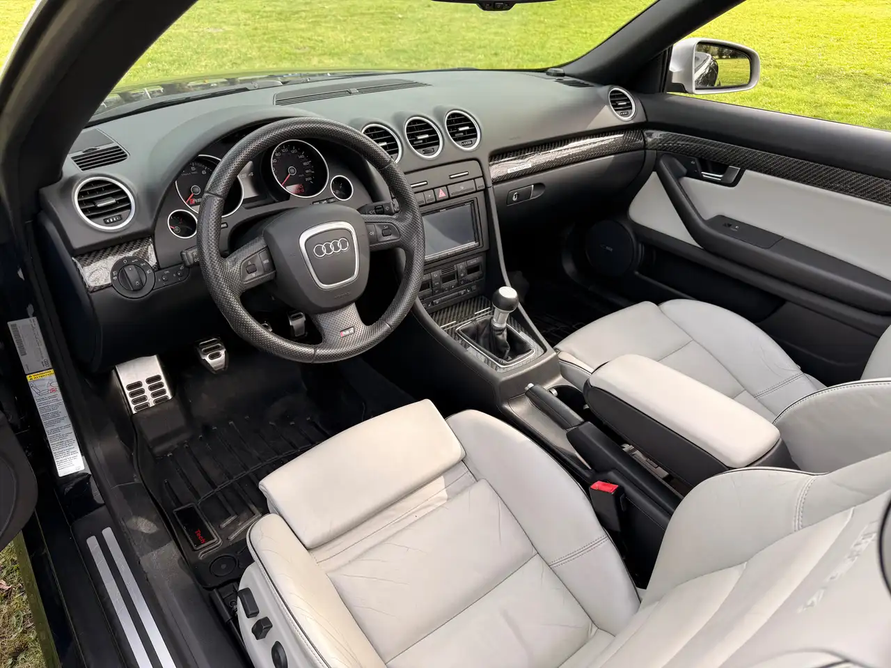 Audi RS4 снимка Audi RS4