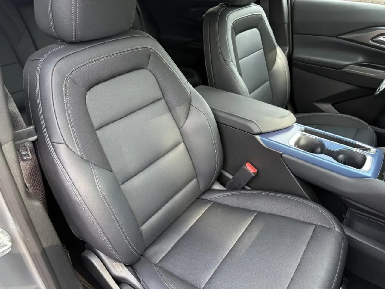 Chevrolet Equinox photo Chevrolet Equinox
