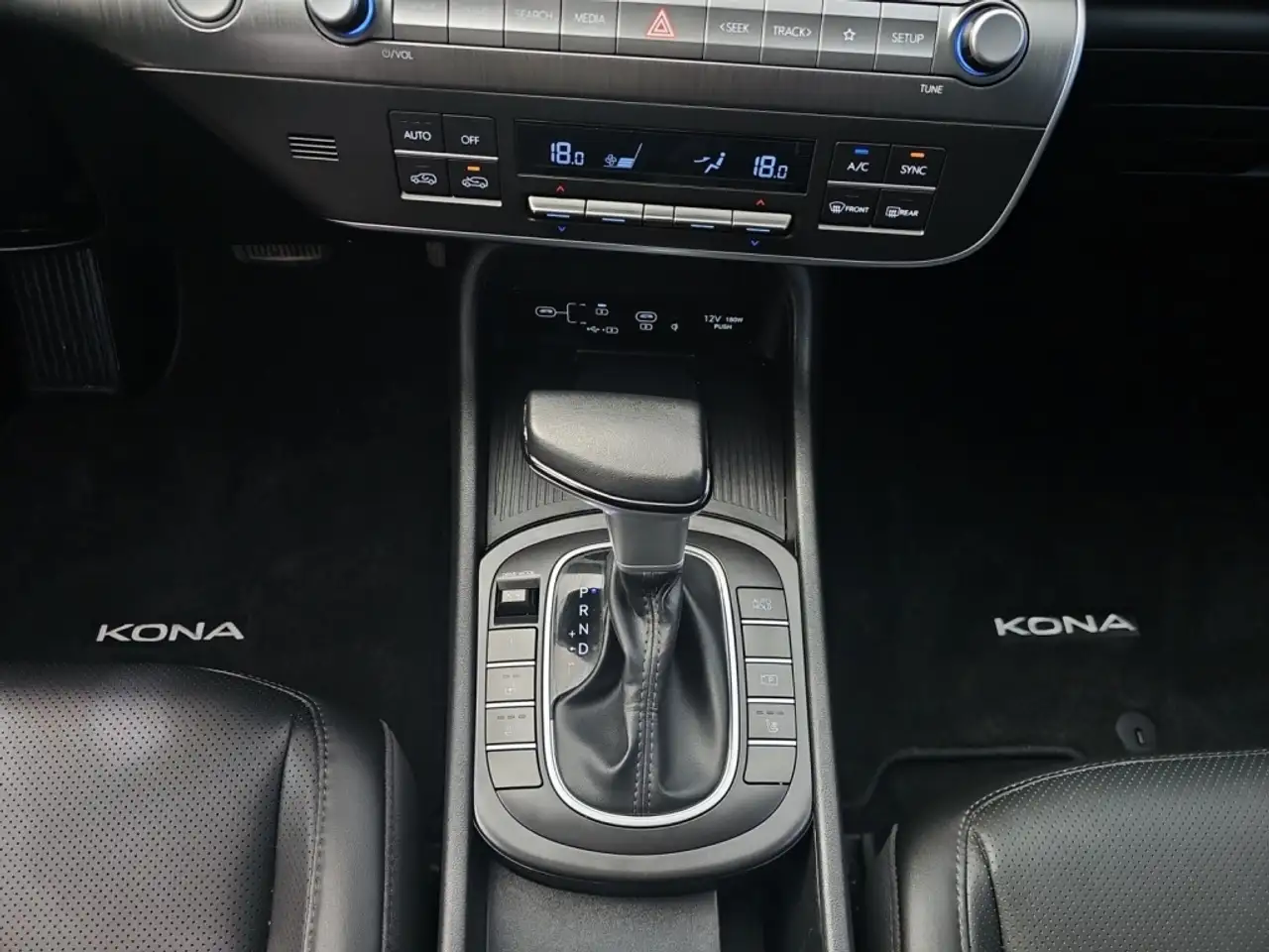 Hyundai KONA снимка Hyundai KONA