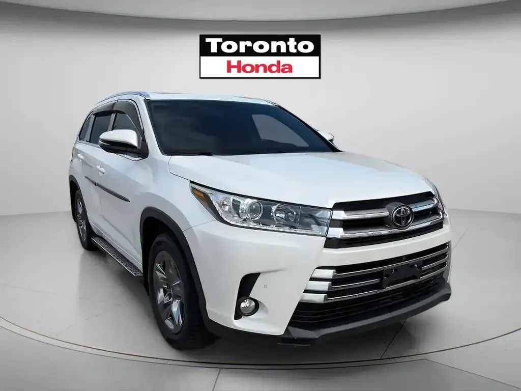 Toyota Highlander снимка Toyota Highlander