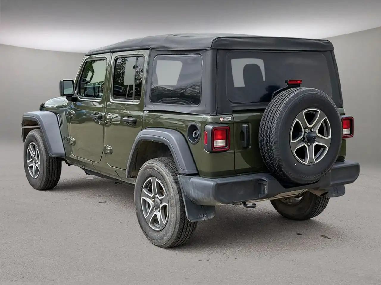 Jeep Wrangler снимка Jeep Wrangler