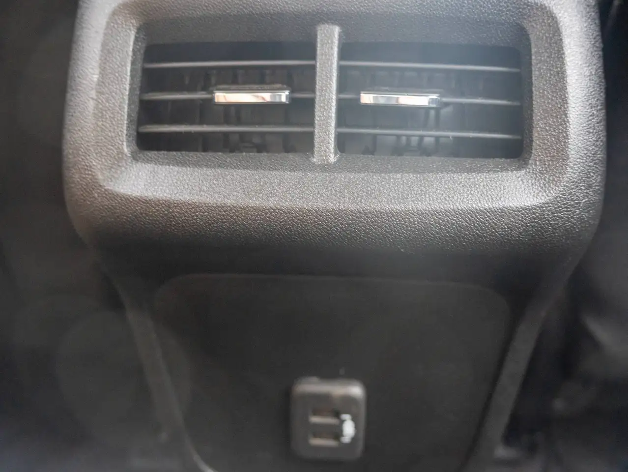 Chevrolet Equinox photo Chevrolet Equinox