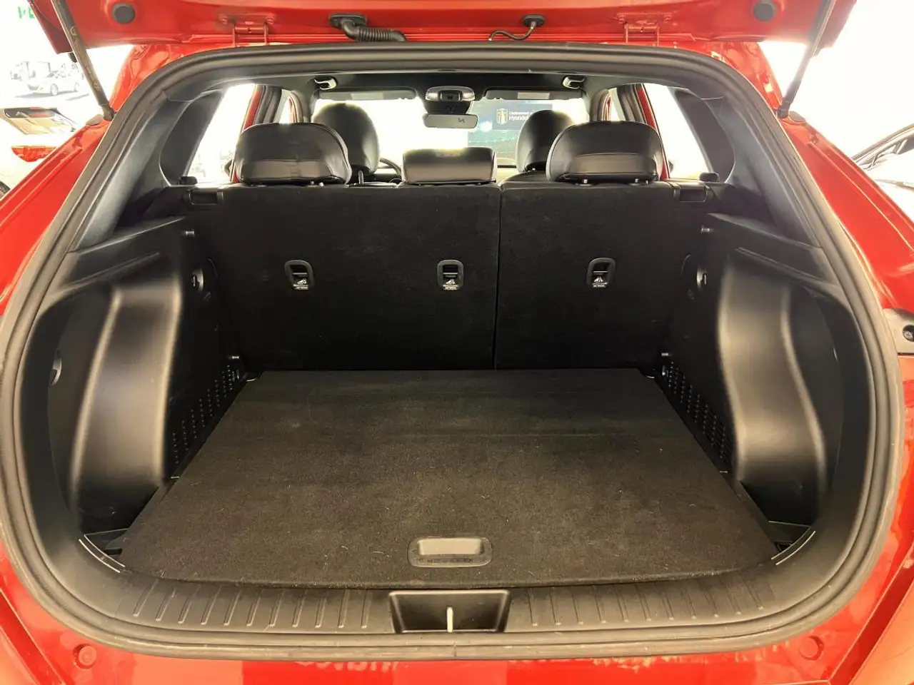 Hyundai KONA снимка Hyundai KONA