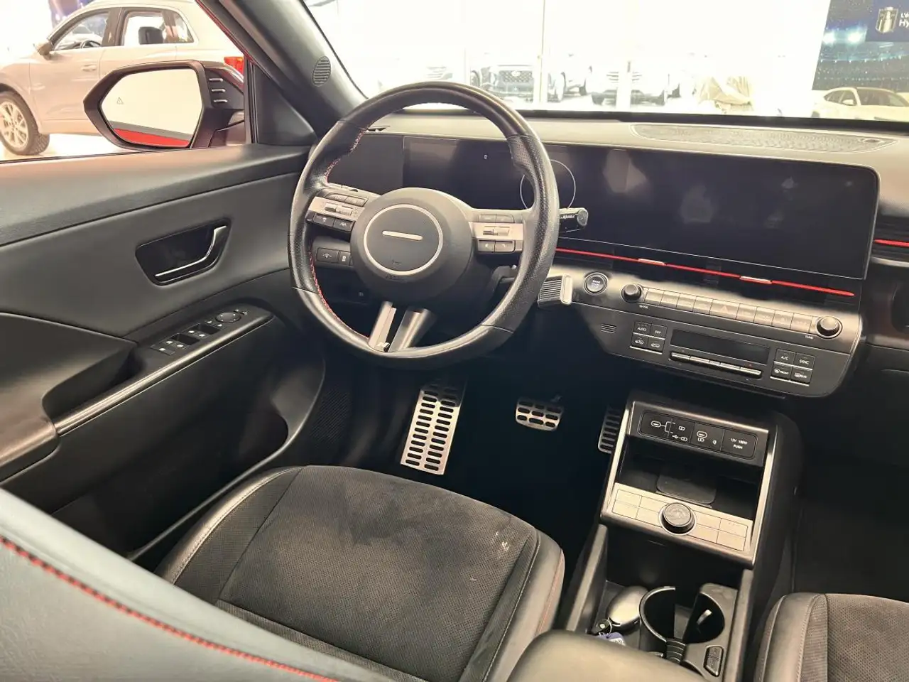 Hyundai KONA снимка Hyundai KONA