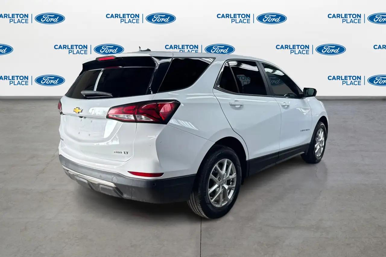 Chevrolet Equinox photo Chevrolet Equinox