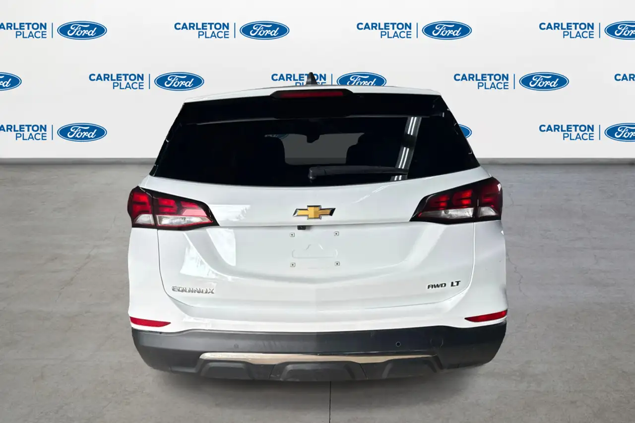 Chevrolet Equinox photo Chevrolet Equinox