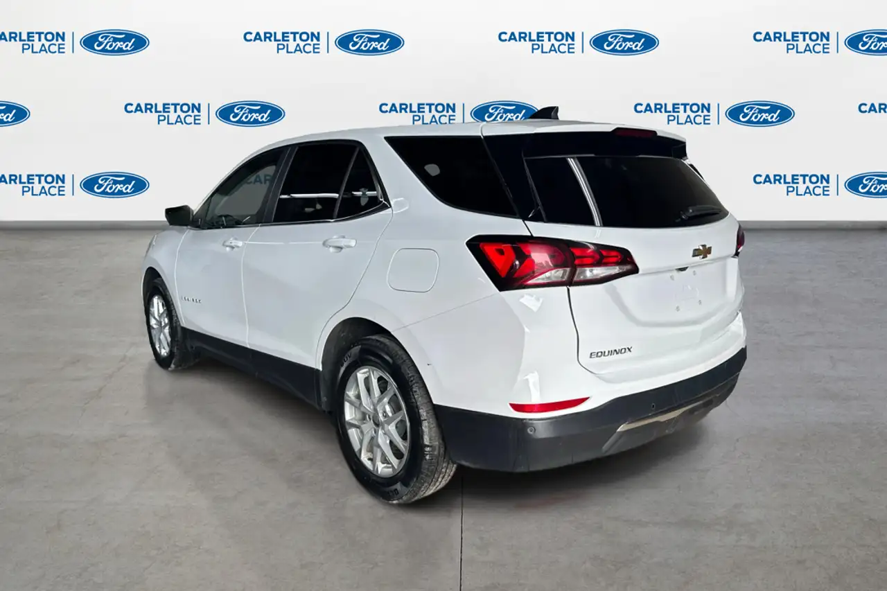 Chevrolet Equinox photo Chevrolet Equinox