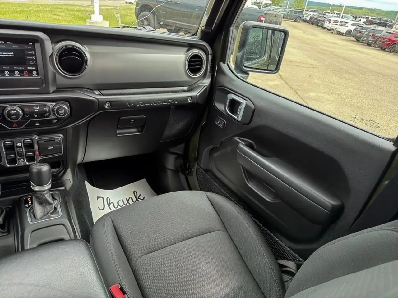 Jeep Wrangler снимка Jeep Wrangler