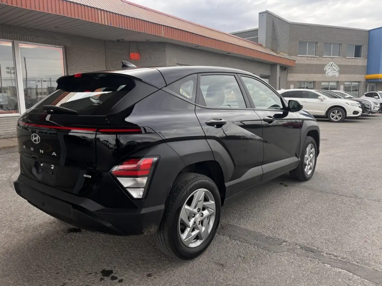 Hyundai KONA снимка Hyundai KONA