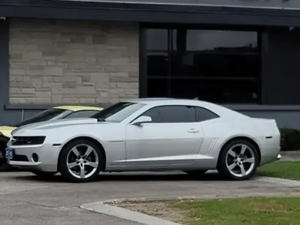 Chevrolet Camaro снимка Chevrolet Camaro