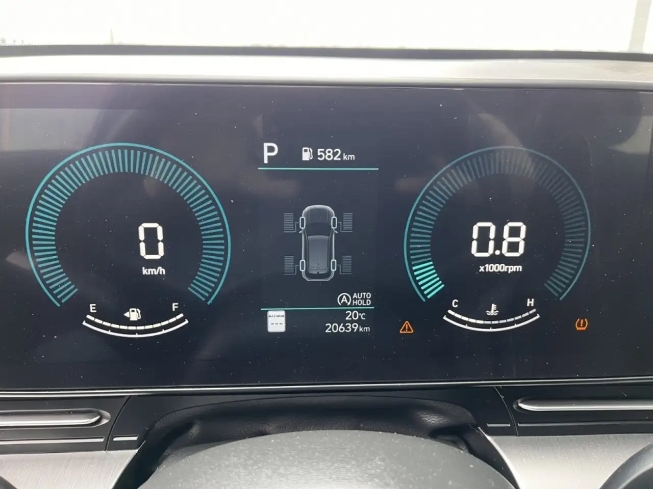 Hyundai KONA снимка Hyundai KONA