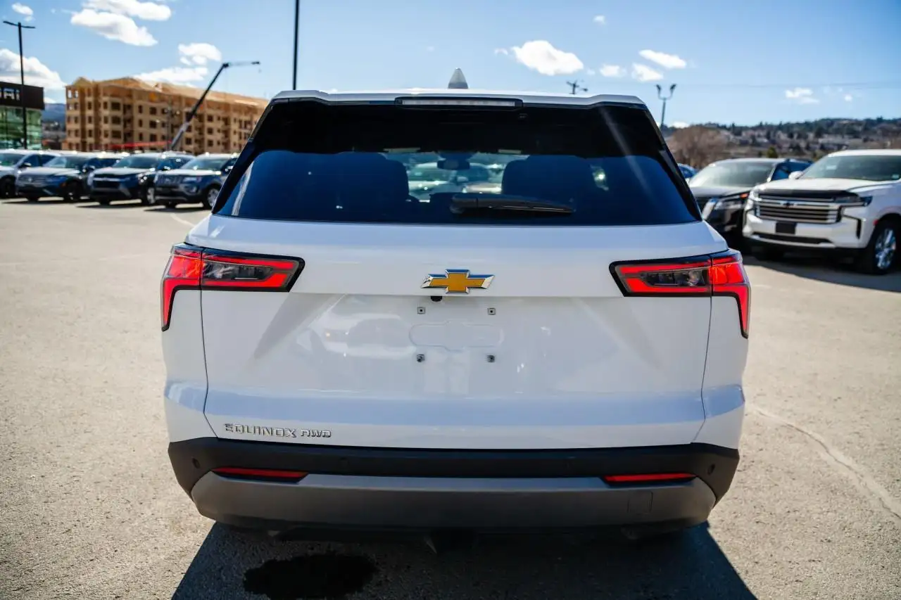 Chevrolet Equinox снимка Chevrolet Equinox