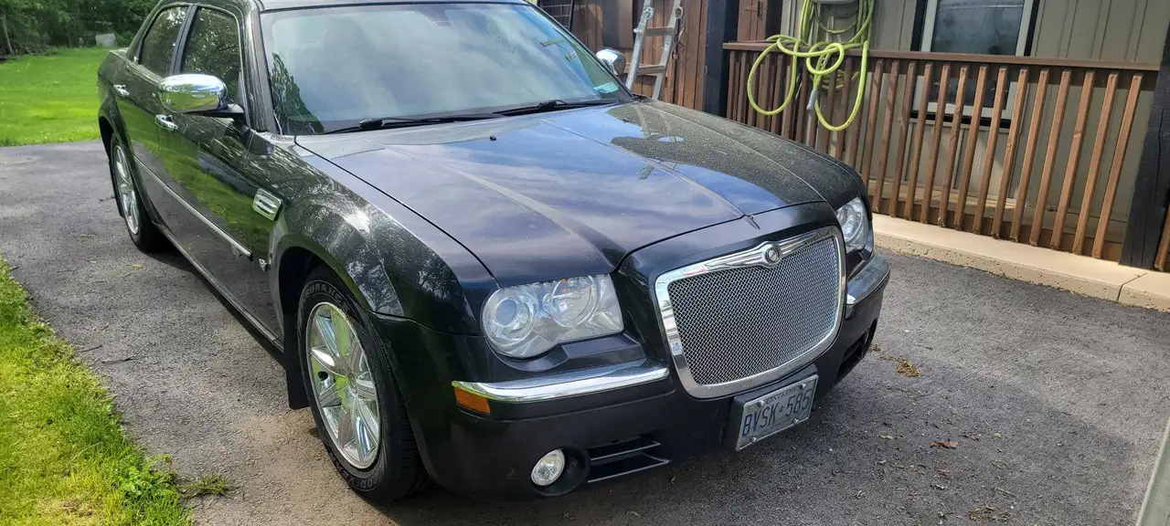 Chrysler 300 photo Chrysler 300