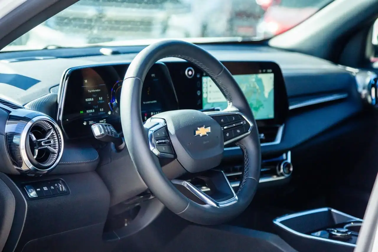 Chevrolet Equinox снимка Chevrolet Equinox
