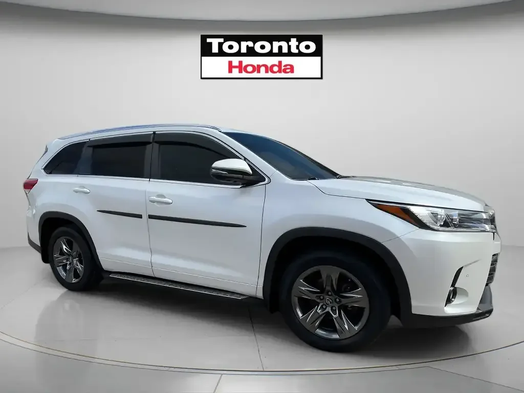 Toyota Highlander снимка Toyota Highlander