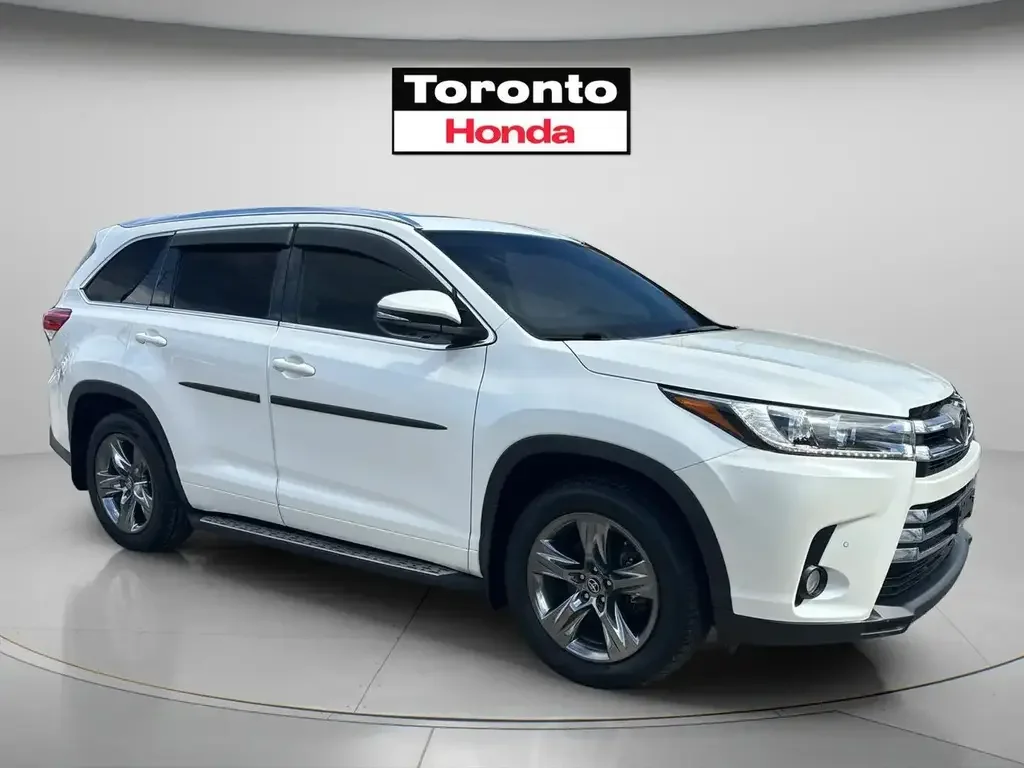 Toyota Highlander снимка Toyota Highlander