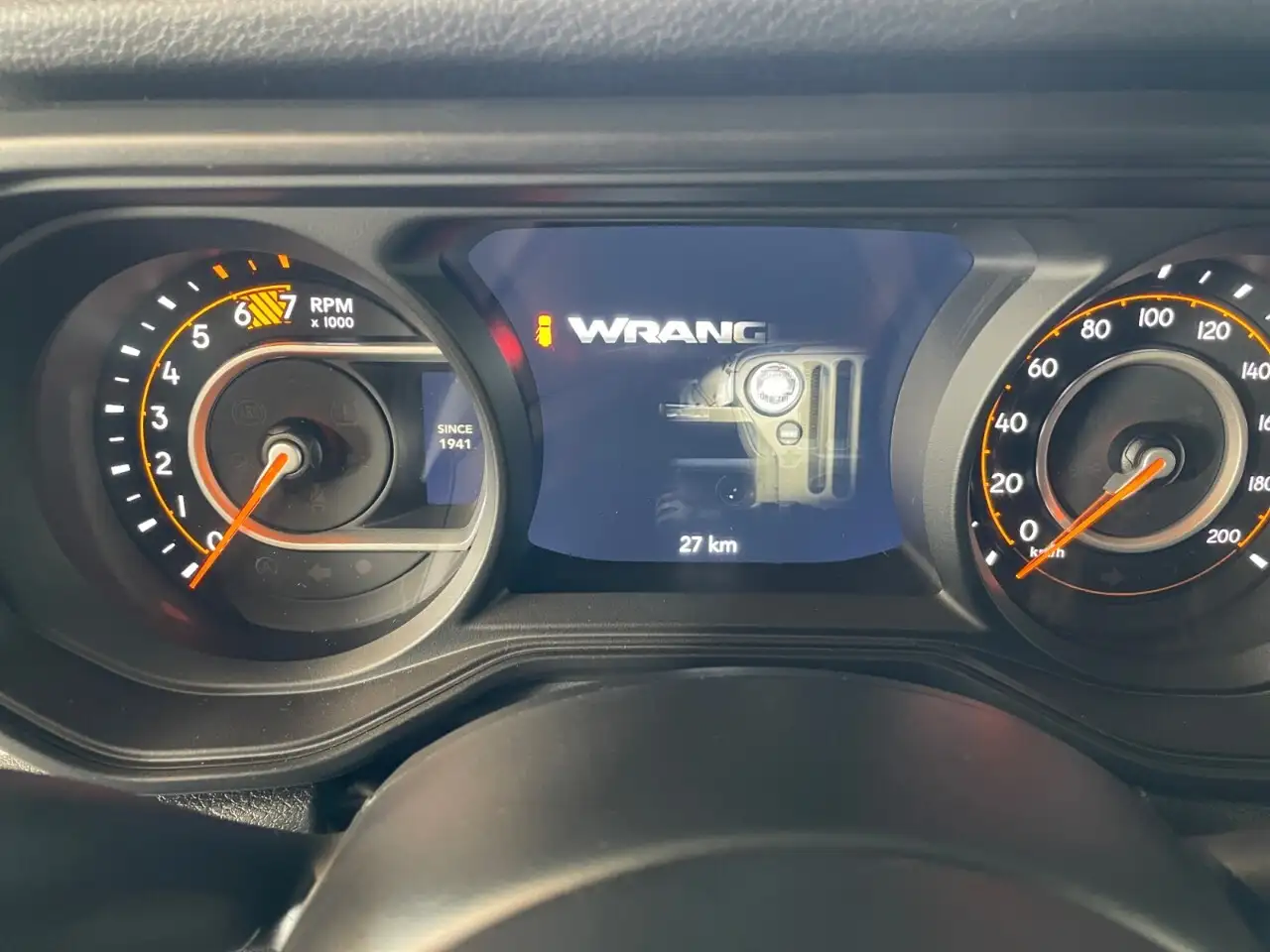Jeep Wrangler снимка Jeep Wrangler
