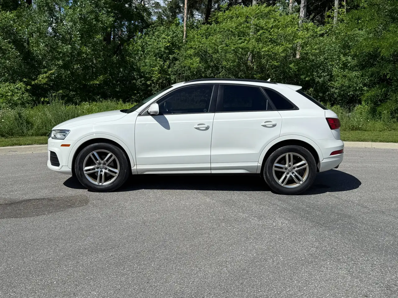 Audi Q3 photo Audi Q3