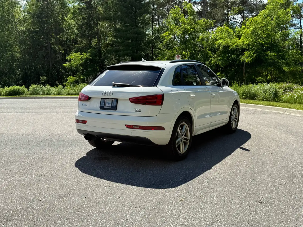 Audi Q3 photo Audi Q3