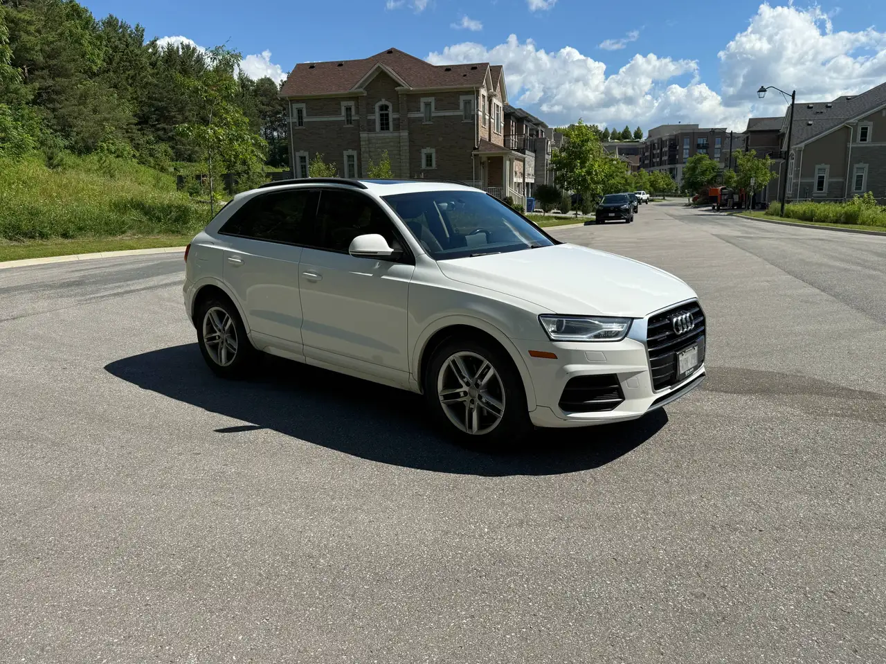 Audi Q3 photo Audi Q3