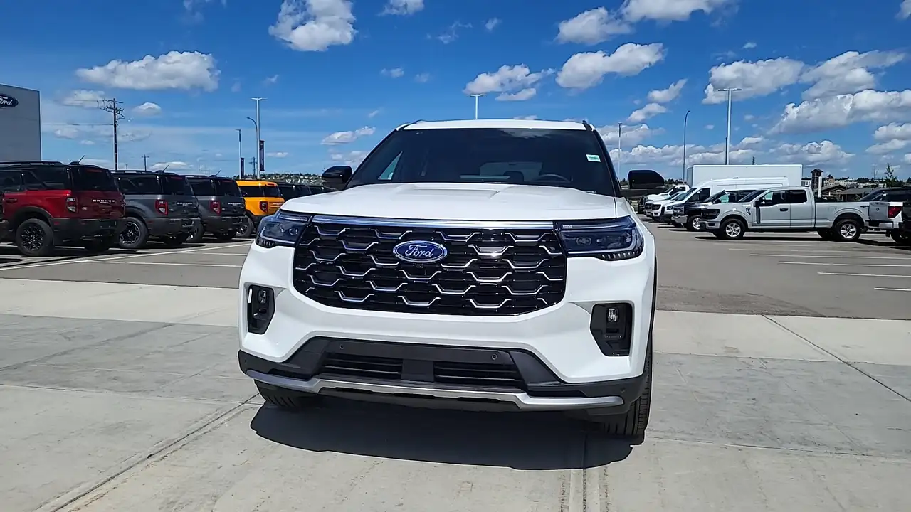 Ford Explorer снимка Ford Explorer